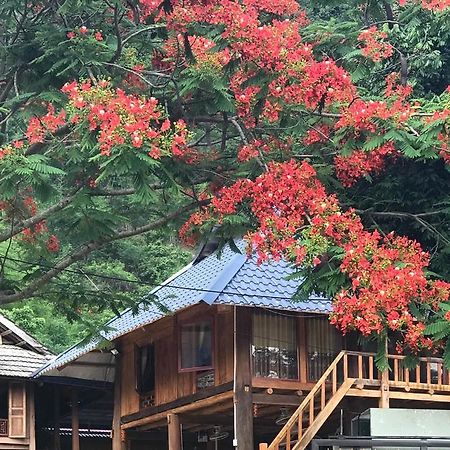 Nha Tan - Mai Chau Homestay And Tours Exterior foto